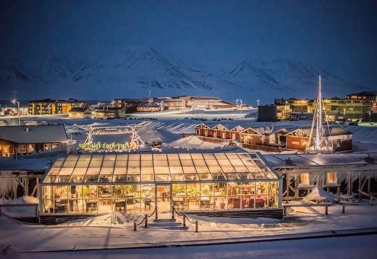 Tropehagen på Svalbard er et syn i den lange vinternatten