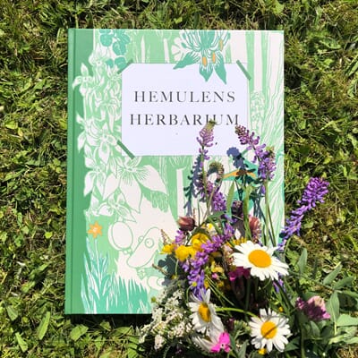 Hermulens-herbarium-blomster-kvadrat.jpg